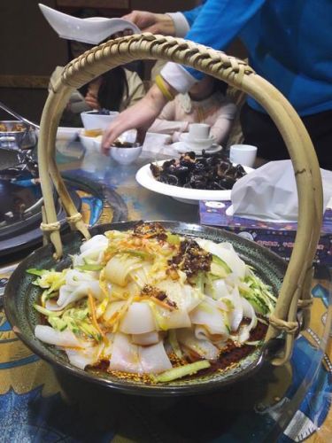 呼和浩特吃喝玩乐一体的地方(呼和浩特吃喝玩乐群)-第1张图片-