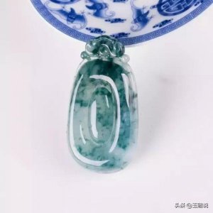 ​怎么区分翡翠真假(怎么区分真假朱砂)