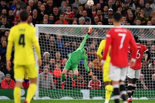 足球比赛能带护膝吗 踢足球为什么一定要穿足球袜 足球比赛能带护膝吗 踢足球为什么一定要穿足球袜