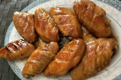 ​做可乐鸡翅要加水吗 可乐鸡翅怎么腌入味
