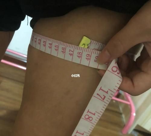 大腿围量哪个位置