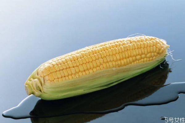 如何区分老玉米和新玉米 如何挑选玉米呢 如何区分老玉米和新玉米 如何挑选玉米呢