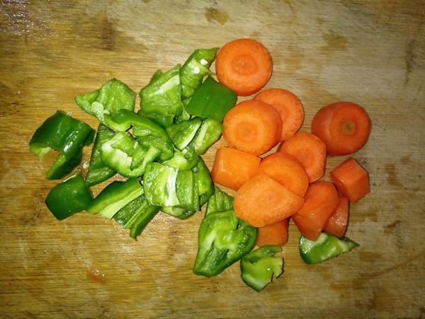 正确用烤箱烤羊肉串的做法(烤箱版烤羊肉串的做法)(5)