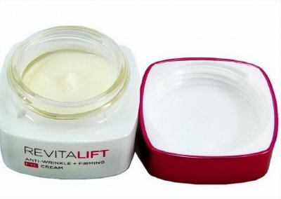 ​祛除黑眼圈和细纹的眼霜（眼霜什么牌子的好用）