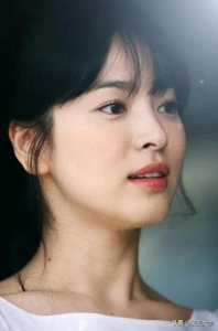 ​韩国影视界的璀璨明星——宋慧乔