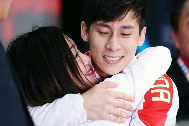 情人眼里出西施!隋文静夸赞韩聪长得特别帅,冰迷:请原地结婚