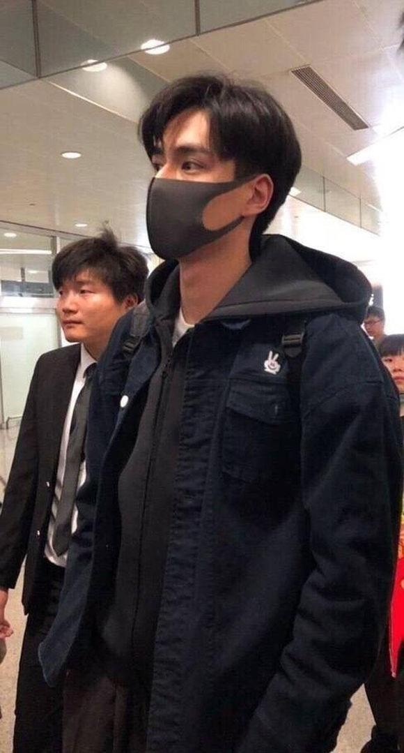 好多人说胡一天很帅, 来看看别人镜头下的他是不是真的那么帅?