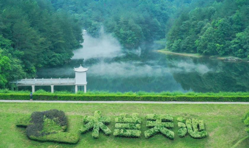 1.黄陂木兰天池