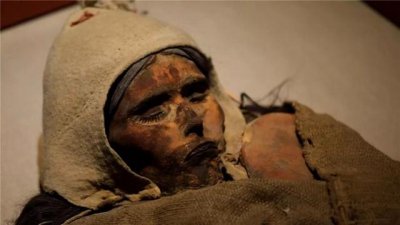 ​江苏发现无名女尸（江苏挖出诡异女尸）