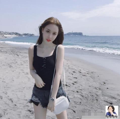 卢本伟女友也开始“品如”?竟大秀好身材,出场自带性感特效?