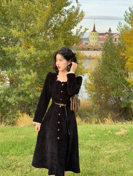 淡紫色搭配的3种颜色(穿淡紫色保暖时尚3套搭配技巧)