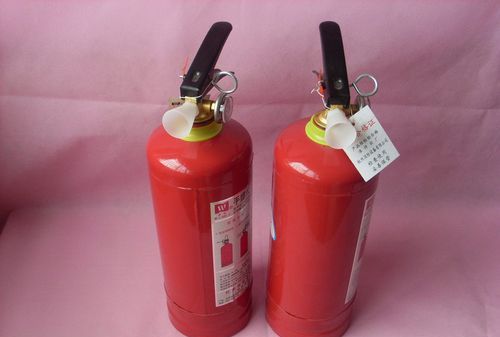 干粉灭火器可以扑灭电气设备火灾么