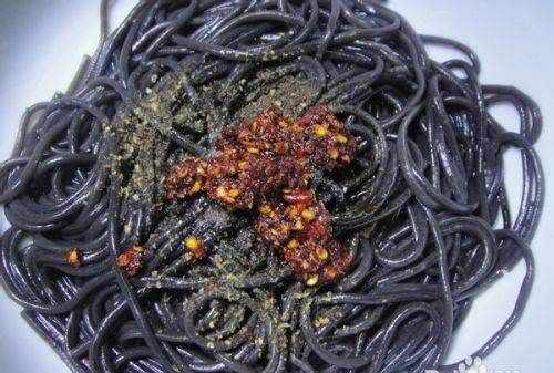 干的蕨根粉要泡多久,干蕨根粉怎么吃粉碎机图6