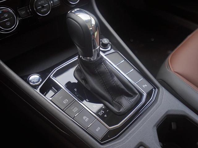 特斯拉刹车失灵事件是什么原因（特斯拉事故惹争议）(13)