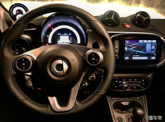 奔驰smart报价是多少（奔驰的Smart是否值得购买）(15)