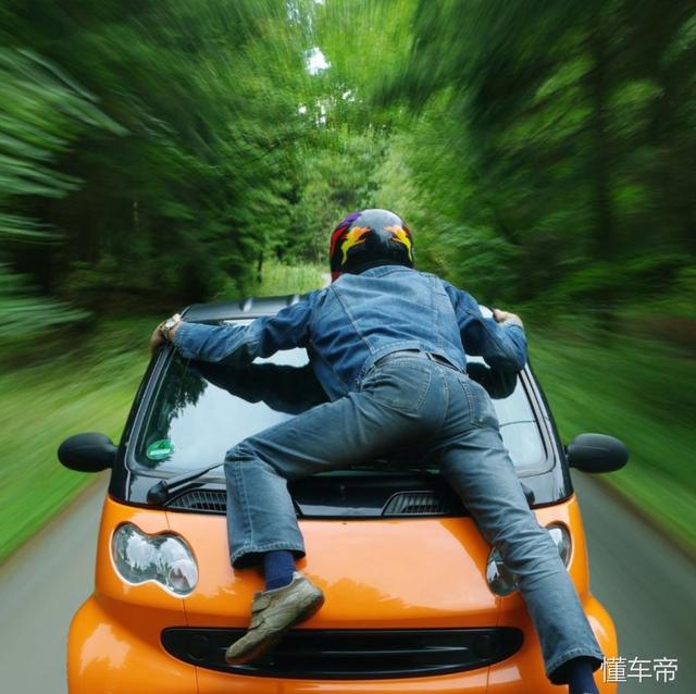 奔驰smart报价是多少（奔驰的Smart是否值得购买）(2)