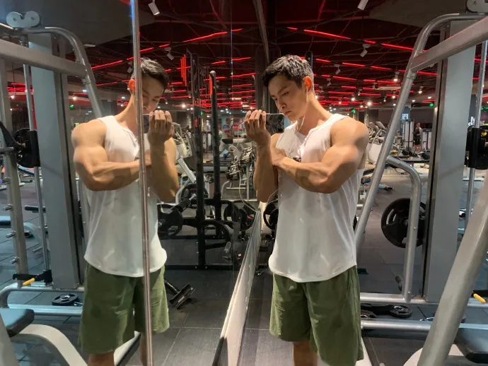 带藏獒入洪荒(带藏獒入洪荒TXT下载)