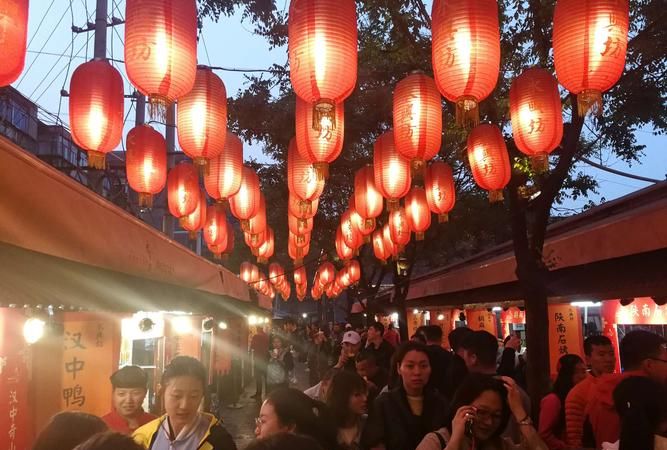 西安的订婚风俗有哪些