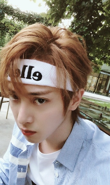 内地偶像歌手于斌