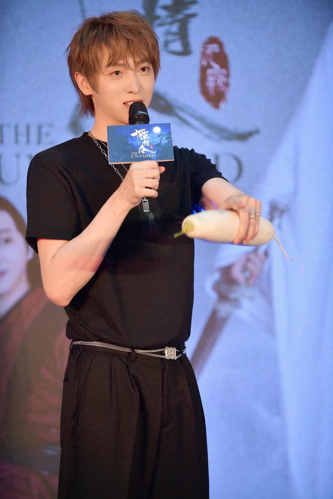 内地偶像歌手于斌