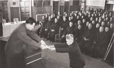 ​杀害小萝卜头的周养浩都被特赦，这5个国军将领却被处决，都有谁