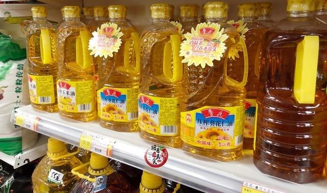 生活色拉油在超市叫什么油 色拉油的功效 1