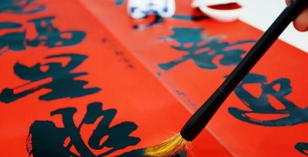 我是一个很传统的一个人是什么意思