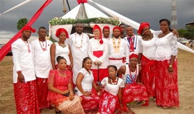 ​中国人在非洲当酋长：能娶4个老婆