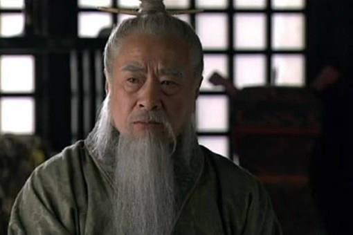 孙权为什么烧张昭家大门?