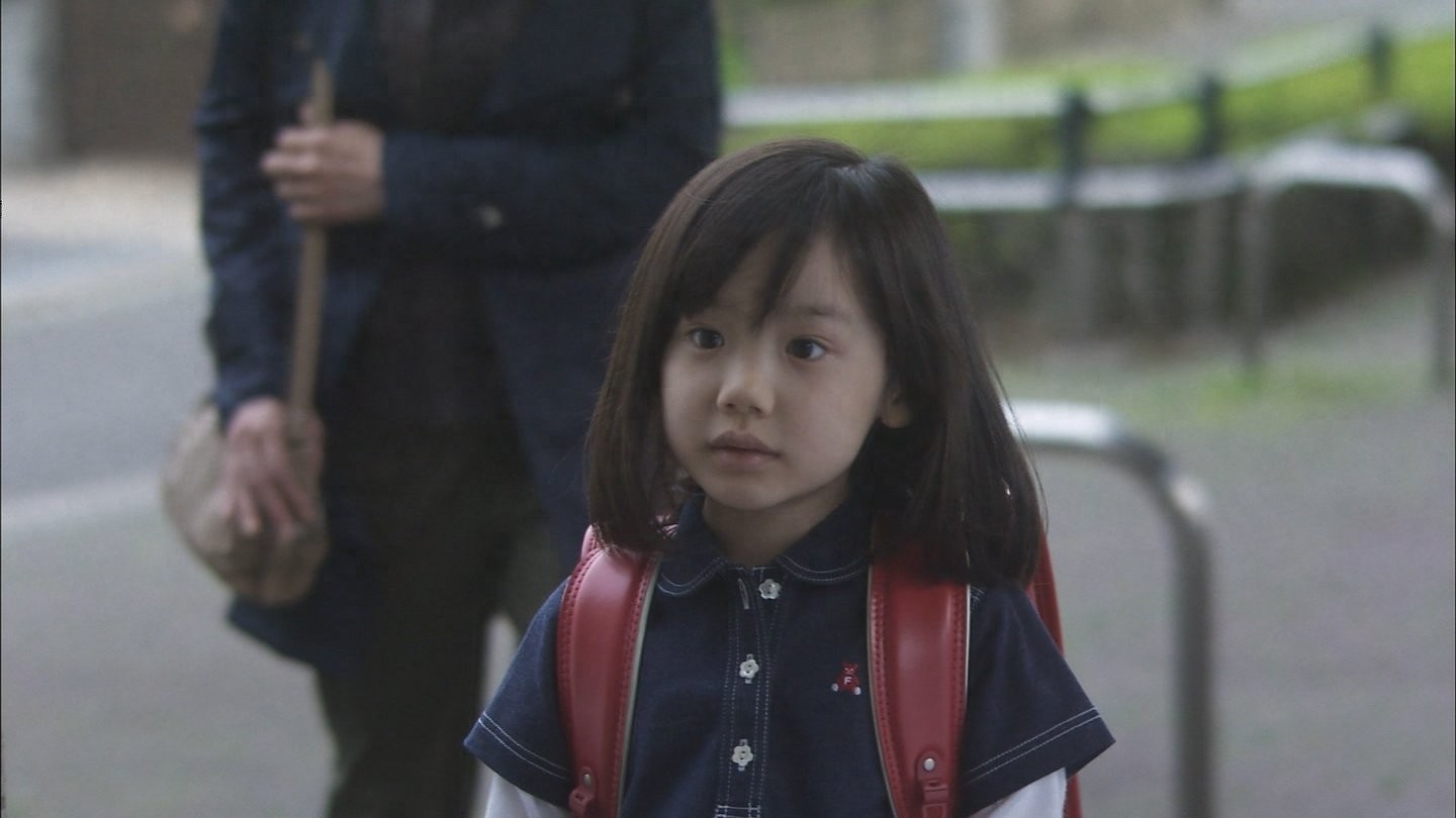 她是日本最红童星，6岁担当主角，9岁在世界走红，如今长这样