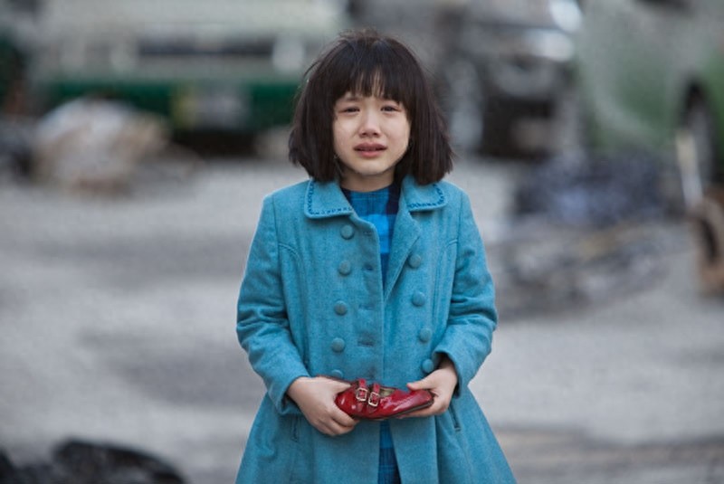 她是日本最红童星，6岁担当主角，9岁在世界走红，如今长这样