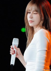 ​王心凌首次回应：  你们让女明星压力很大！