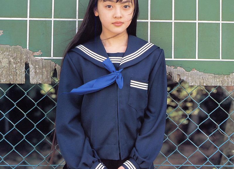 余生数载,亦悲亦喜。明月当休,多情怎谙? 余生数载,亦悲亦喜。明月当休,多情怎谙?