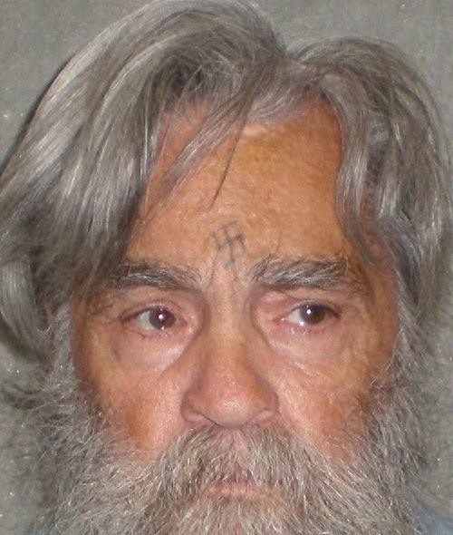 恶魔降临—曼森家族血案