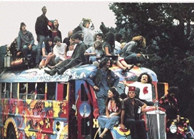 恶魔降临—曼森家族血案