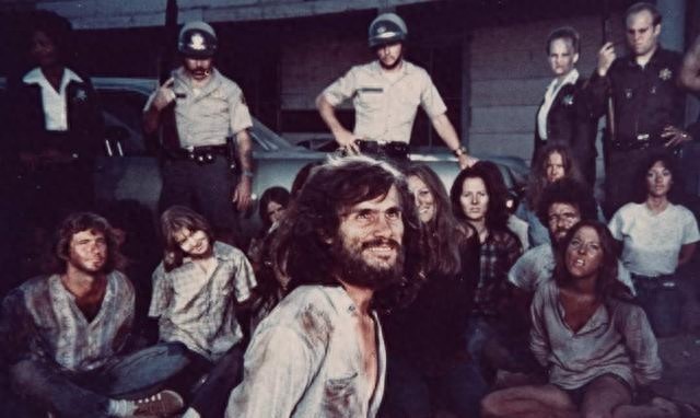 恶魔降临—曼森家族血案