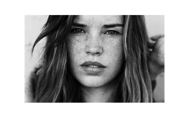 女背影离去唯美伤感(连死的勇气都没有)