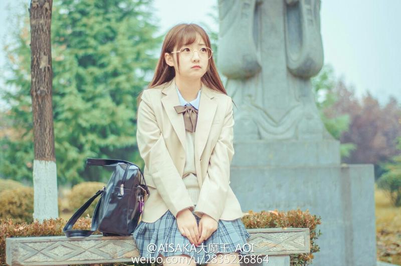 天蝎女的微笑：沉稳而又诱人的力量