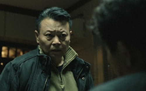 他是水浒传中的李逵，大宅门里的郑老屁，黄晓明和他称兄道弟