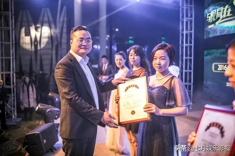 倪海杉个人简介 :一个把人性玩到极致的人,一个终将登顶的男人