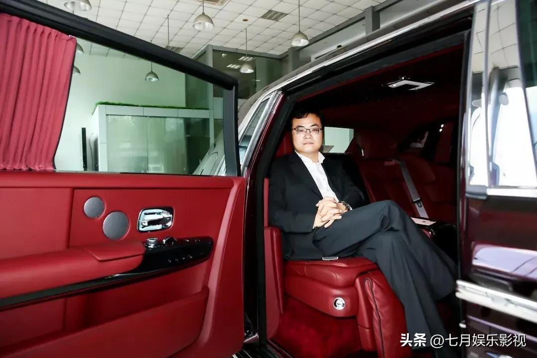 倪海杉个人简介 :一个把人性玩到极致的人,一个终将登顶的男人