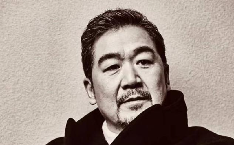 张国立简介和个人资料（张国立：曾冒死救南极科考船，一辈子没演过烂片，私生活屡遭争议）