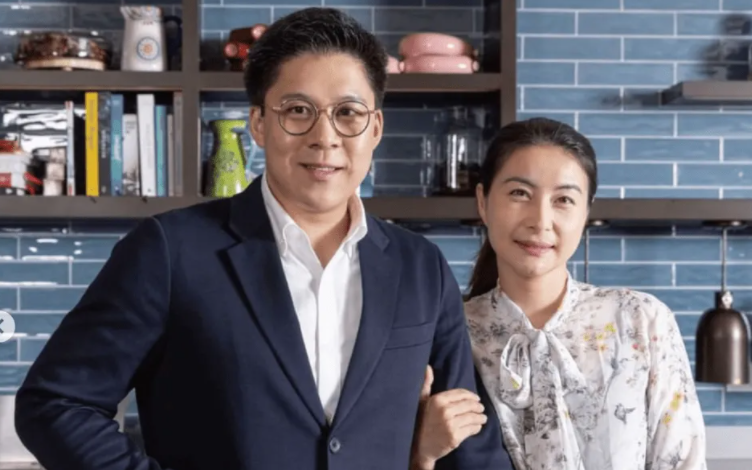 霍启刚个人资料简介（郭晶晶霍启刚：跳水皇后下嫁豪门，五年生三娃，相爱18年恩爱如初）