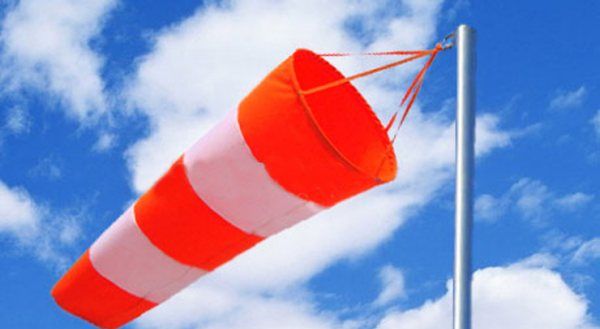 由北向南吹的风叫什么风,由北向南吹的风叫北风由东向西吹的图3