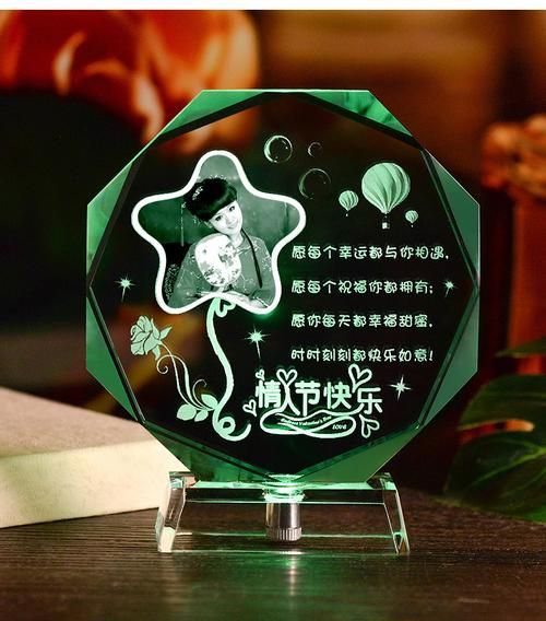 妇女节送幼儿园老师什么花