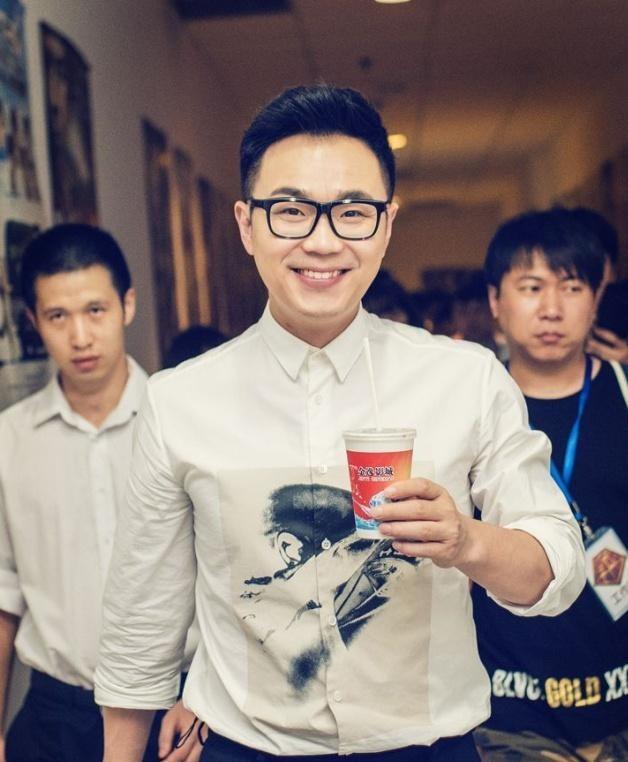 演员大鹏因违建被知情人勒索，随后选择报警，但这3处违建必须拆