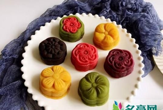 小狗吃了过期的月饼呕吐怎么办