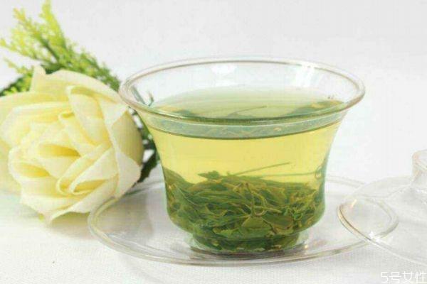 绿茶有什么功效呢 喝绿茶有什么好处呢 绿茶有什么功效呢 喝绿茶有什么好处呢