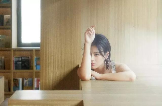 明星穿衣搭配大全(和3位最会穿搭的女明星学穿衣)(8)