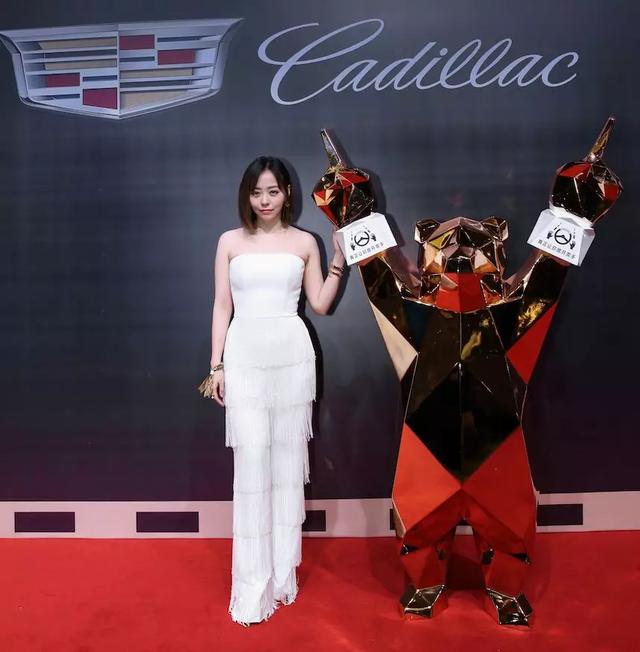 明星穿衣搭配大全(和3位最会穿搭的女明星学穿衣)(30)